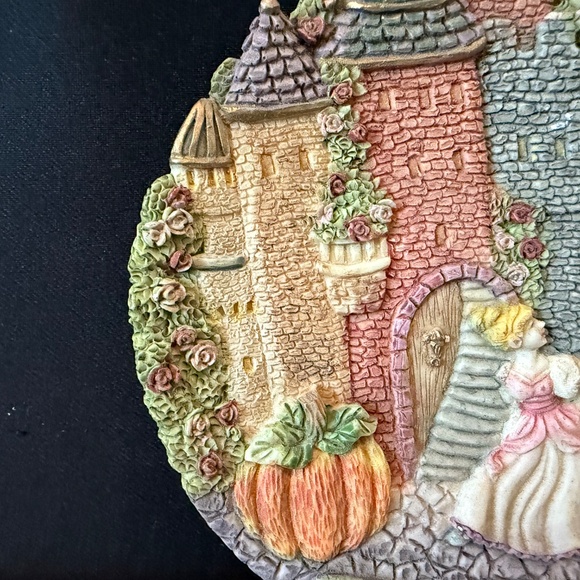 POPULAR IMPORTS 1996 Cinderella Decorative Plate - Picture 4 of 7